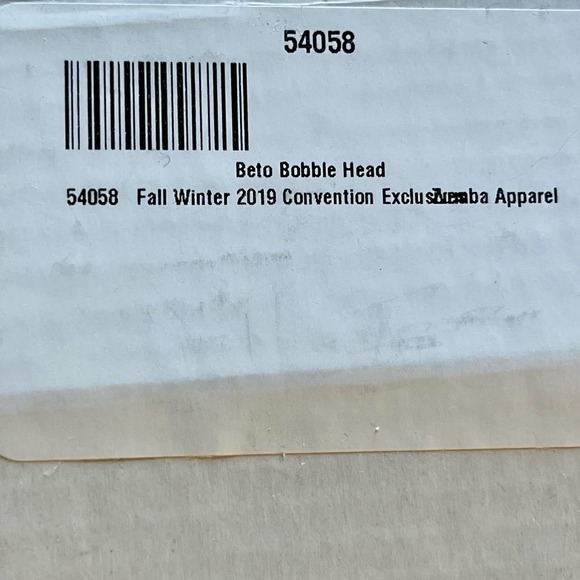 Zumba Fitness Beto Pérez Bobble Head 2019 Convention Exclusive - Picture 12 of 13